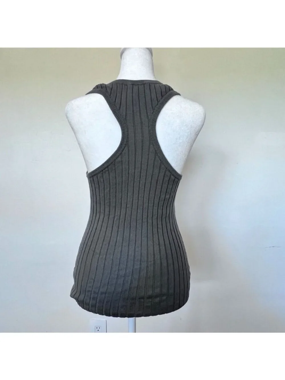 Boho Women Sz L Chunky Ribbed Racerback Tank Top Olive Green Coastal Minimalist - Picture 4 of 11
